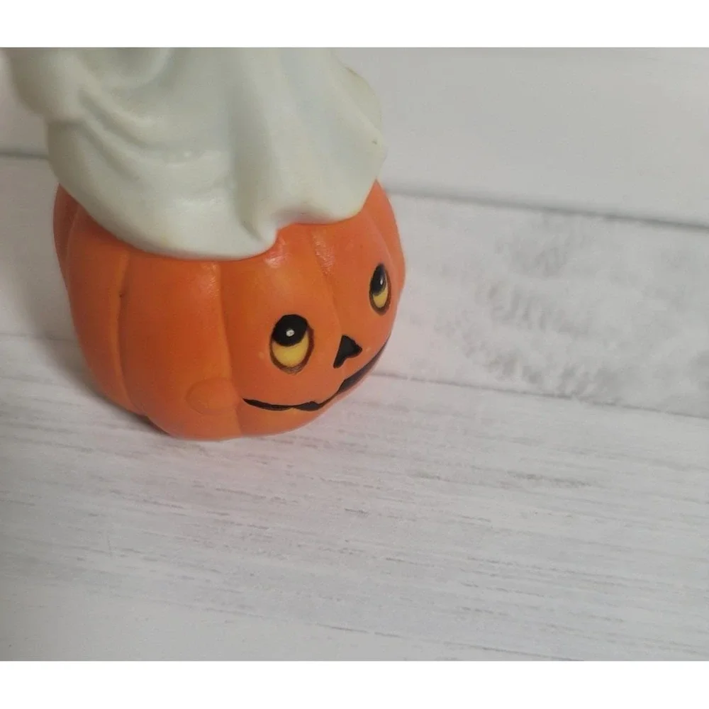 Vintage Halloween Ceramic Ghost Pumpkin‎ Figurine 3